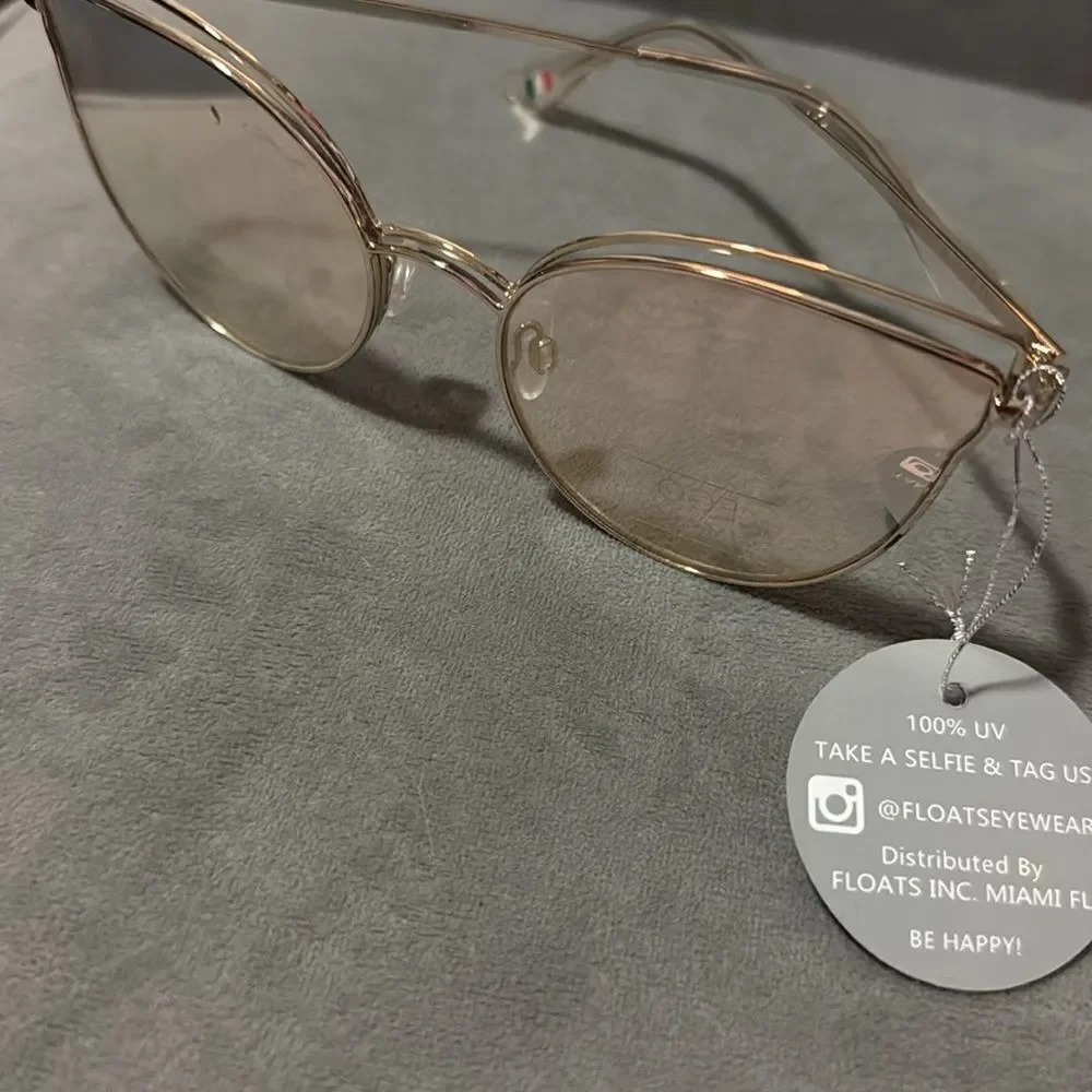 Gold Sunglasses for Women Cat Eye Metal Frame Mirror Lense BRAND NEW